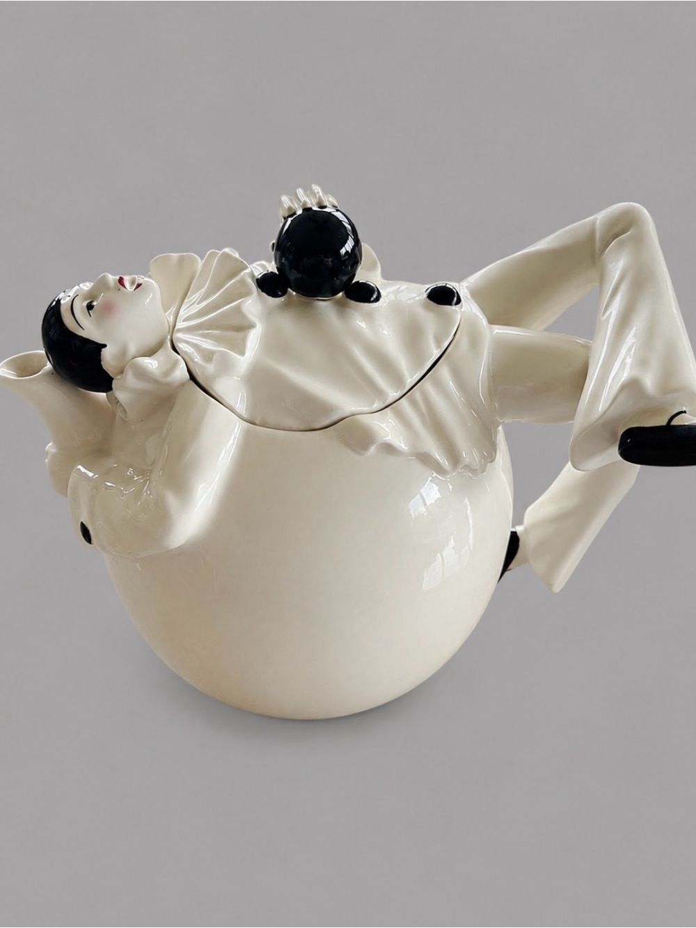 Taste Setter Sigma Harlequin Pierrot Clown Ceramic Teapot Excellent Condition